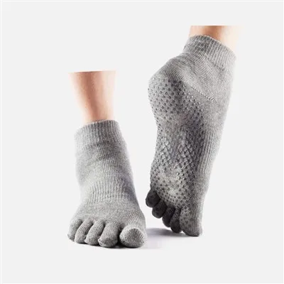 Дамски чорапи за пилатес